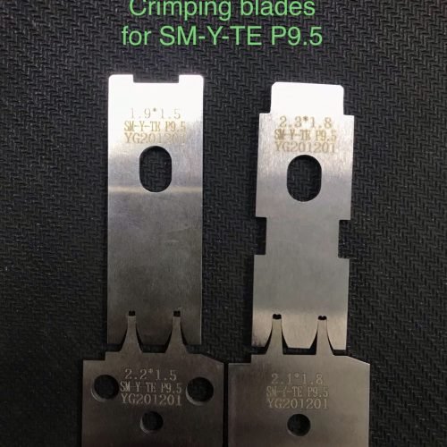 one set of crimping blades